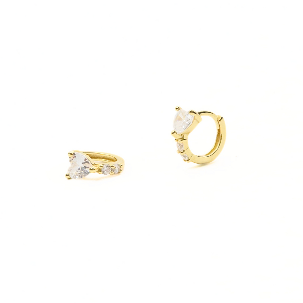 
                      
                        zircon heart huggie 14k gold vermeil (G)
                      
                    