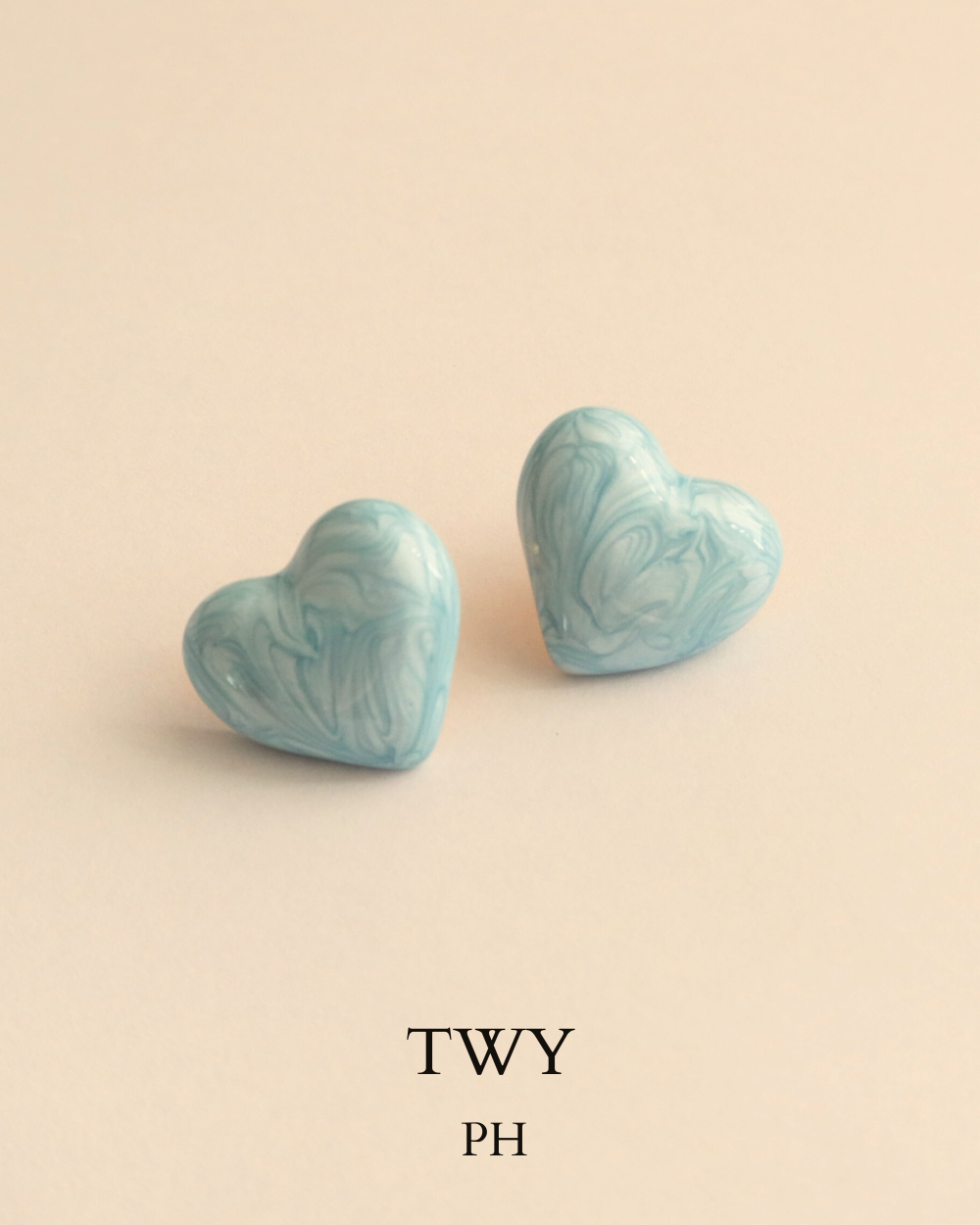 Blue heart stud