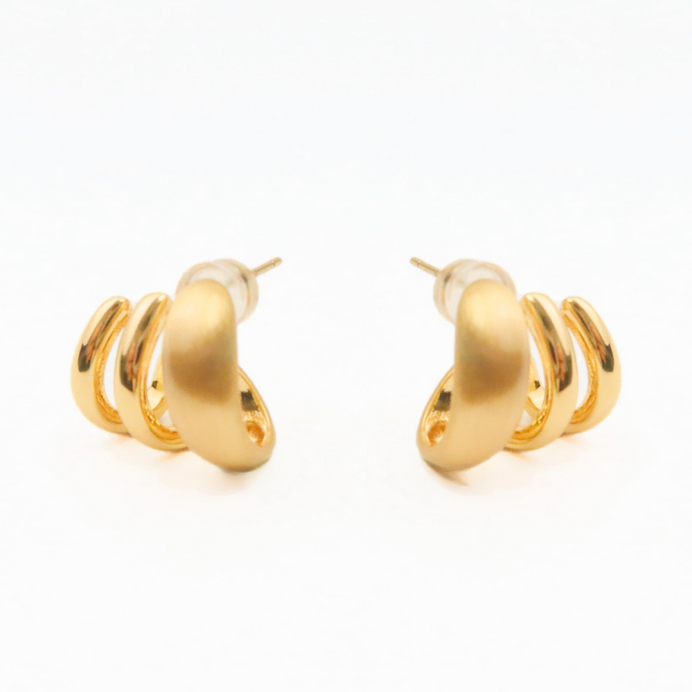 Allie hoop 18k gold plating