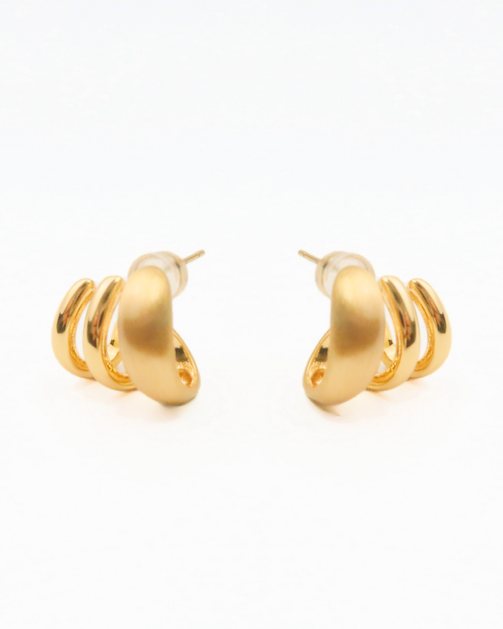 Allie hoop 18k gold plating