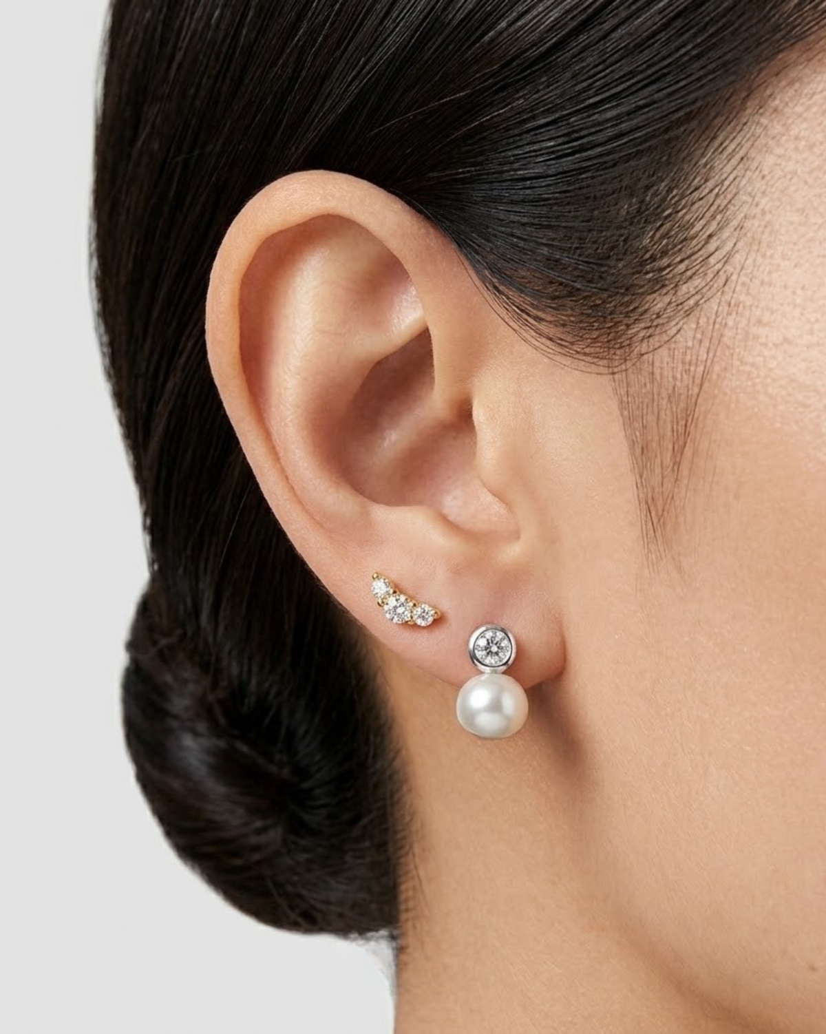 Alice Zircon Round Stud