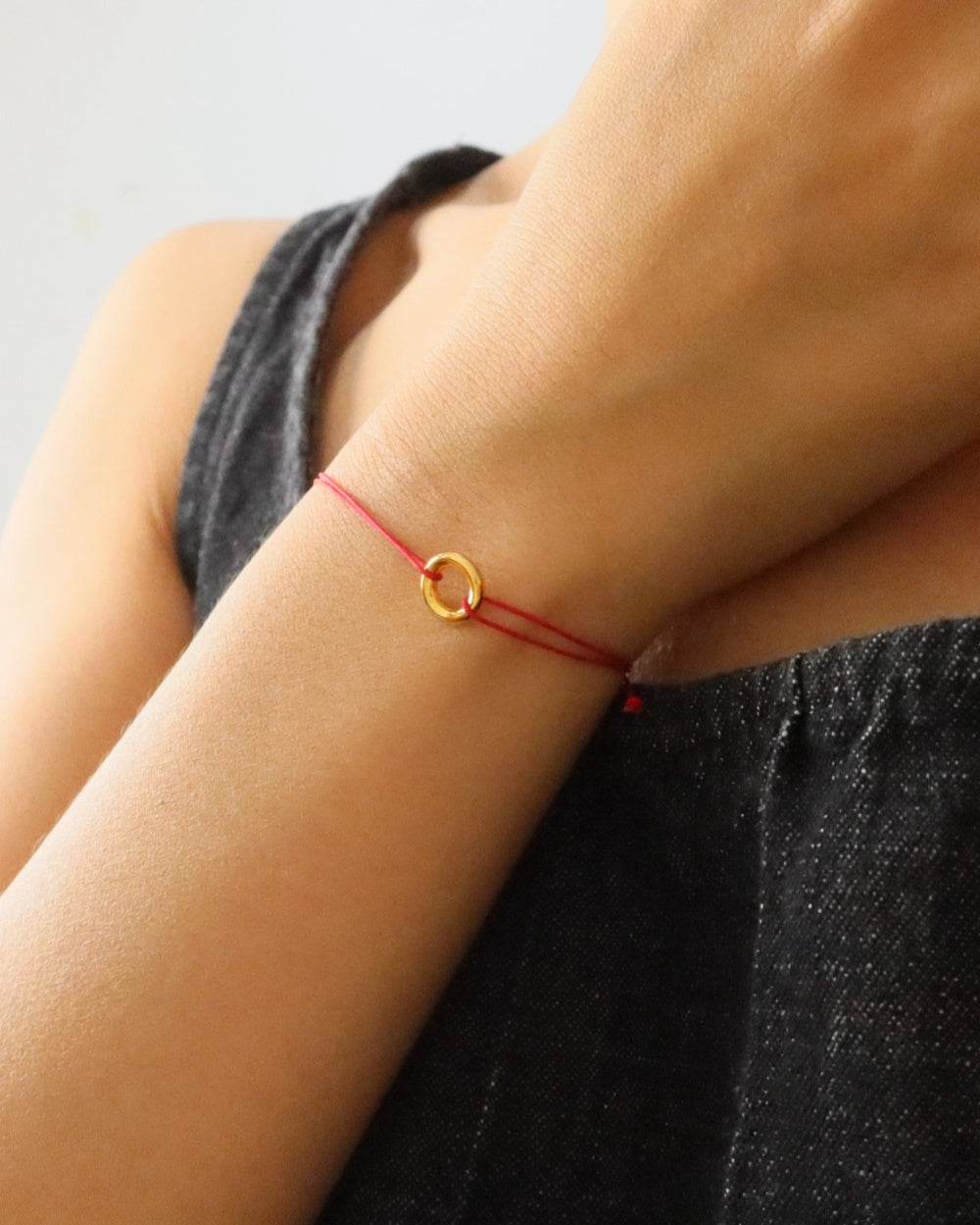 infinity red line bracelet 18k gold plating with red luck silk chain