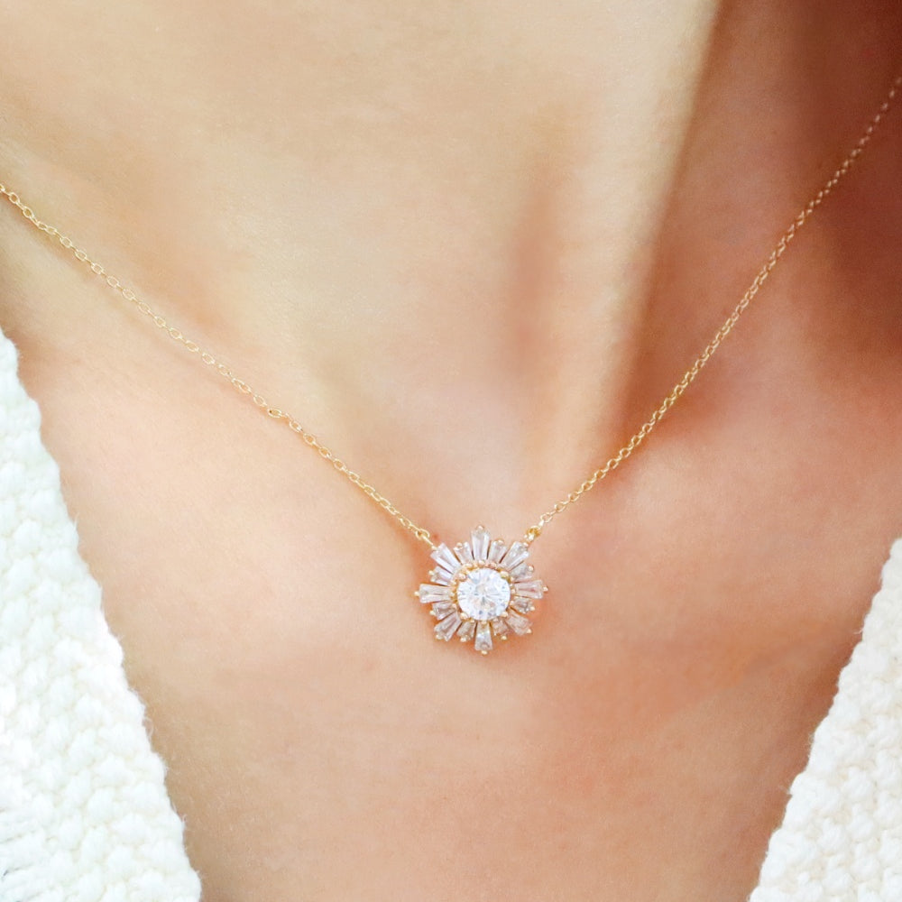 
                      
                        firework zircon necklace
                      
                    