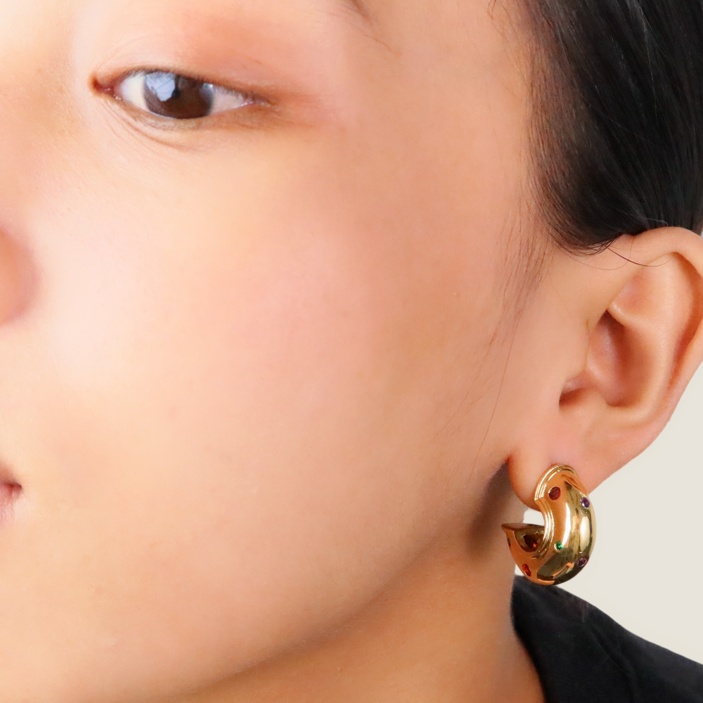 
                      
                        Coop Zircon Hoop eco brass with 18k gold plating
                      
                    