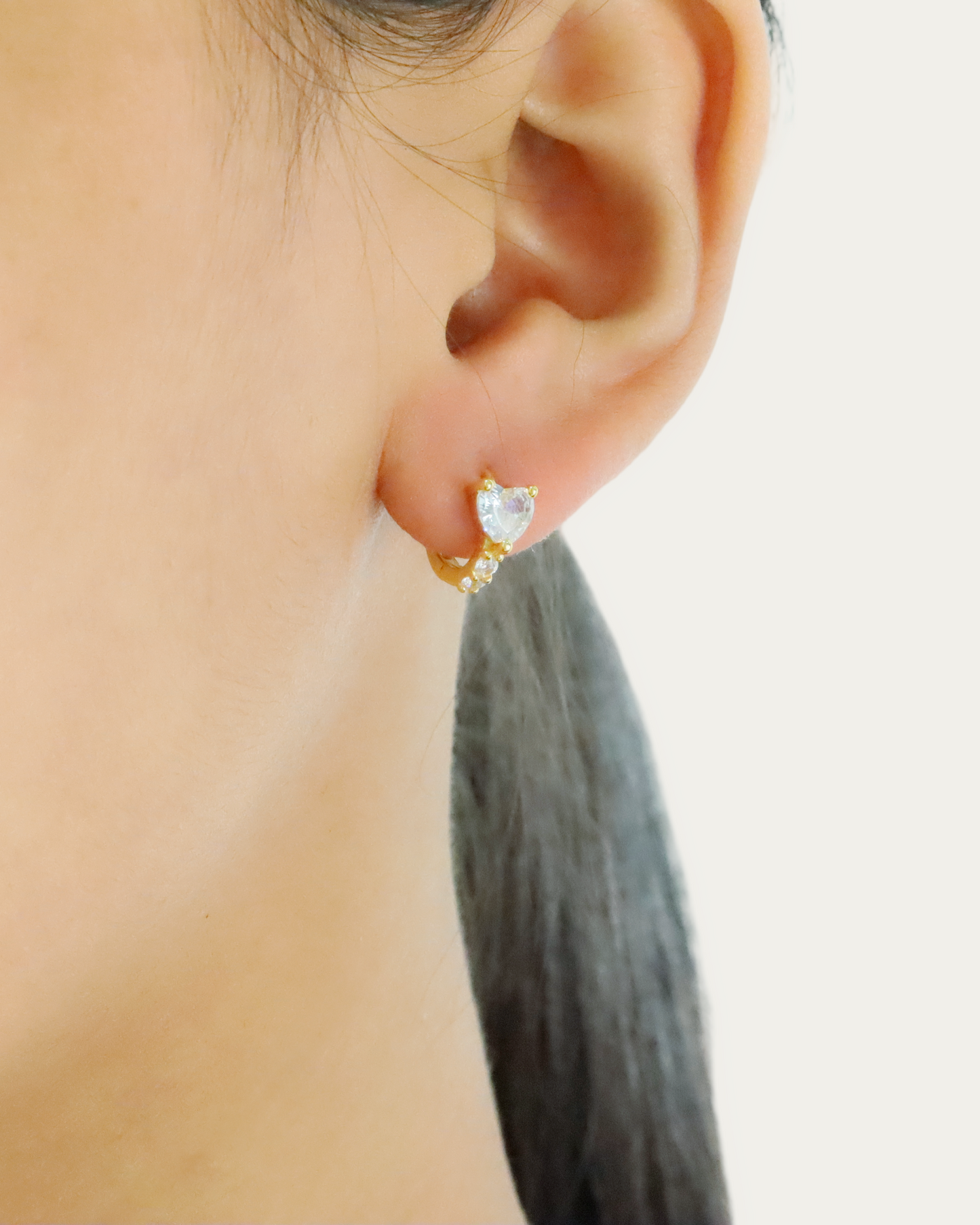zircon heart huggie 14k gold vermeil (G)