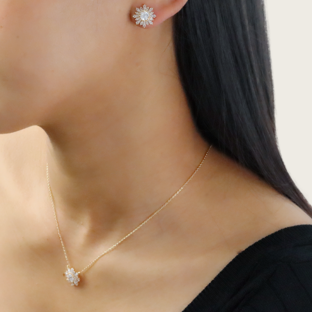 
                      
                        firework zircon necklace
                      
                    
