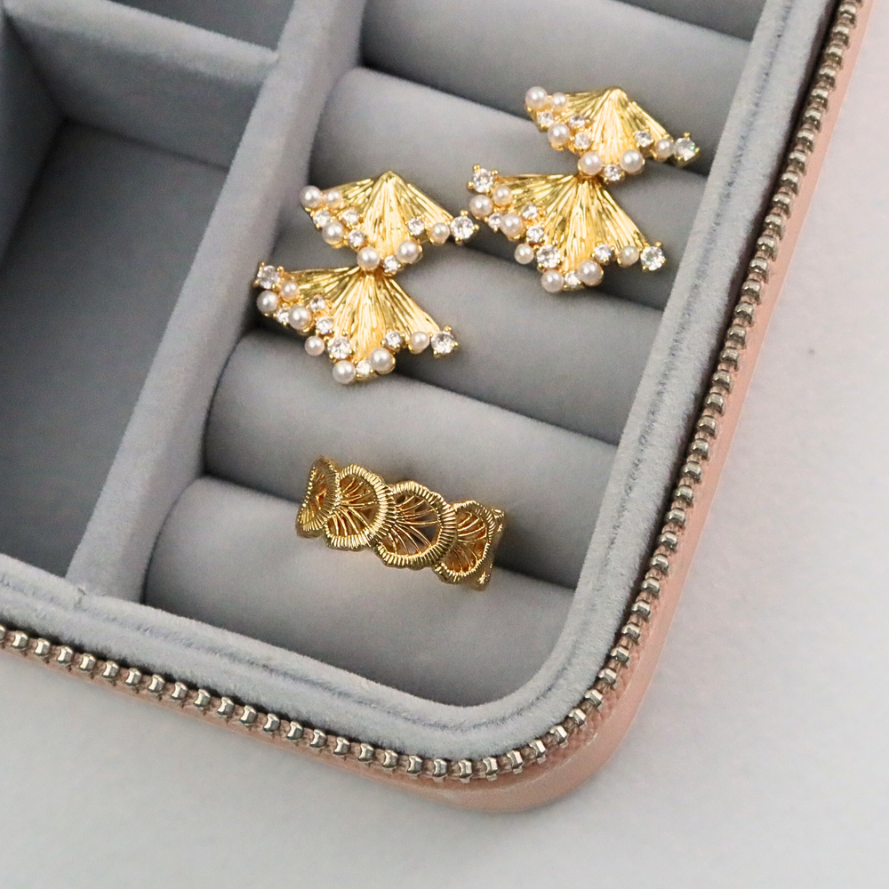 Garden Leave Earring Eco Brass 18k Gold Plating